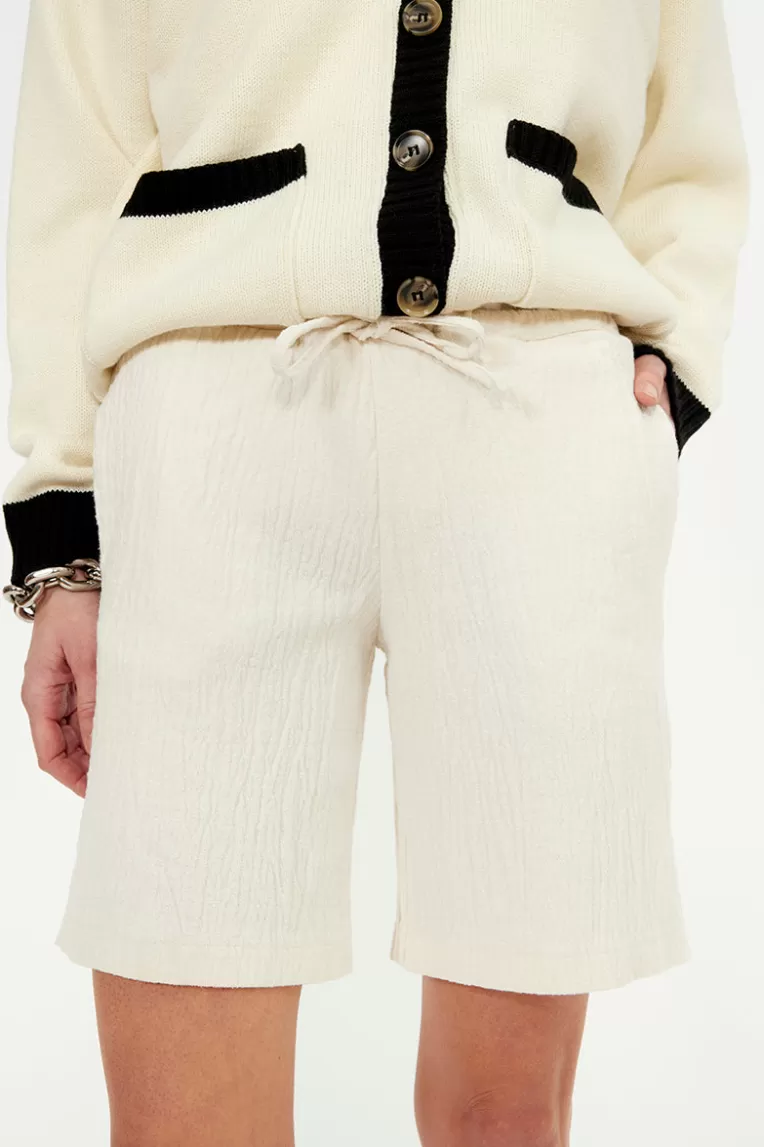 Pantalons & Shorts>Musier Paris bermuda latte Ecru